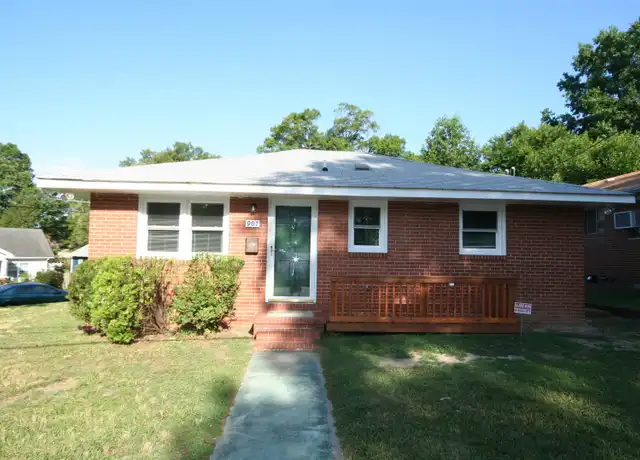 Property at 907 Oakland Ave, Durham, NC, 27705, 2 beds, 1 bath, [object Object]