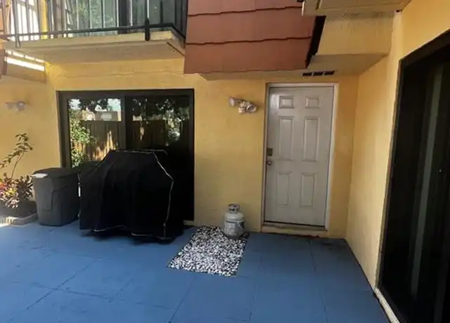 Property at 1700 Park Meadows Dr #1, Fort Myers, FL, 33907, 2 beds, 2 baths, [object Object]