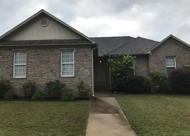 Property at 501 Hawthorne, Benton, AR, 72015, 3 beds, 2 baths, [object Object]