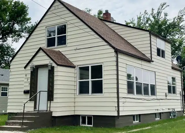 Property at 623 11th St NW, Minot, ND, 58703, 3 beds, 2 baths, [object Object]