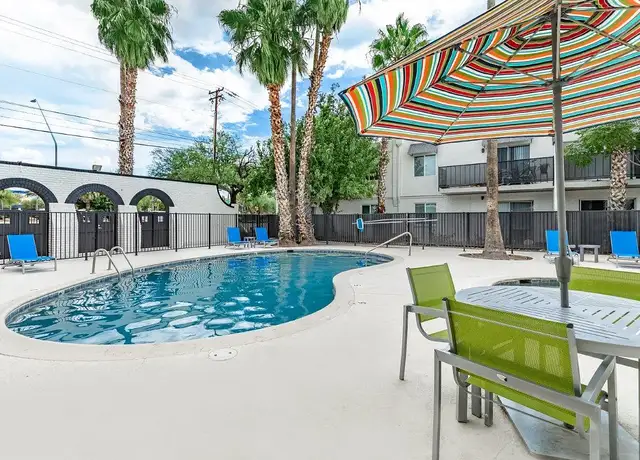 Photo of 1475 N Wilmot Rd, Tucson, AZ 85712