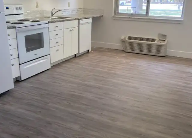 Property at 1120 Montana St Unit 5, Gooding, ID, 83330, 0 beds, 1 bath, [object Object]