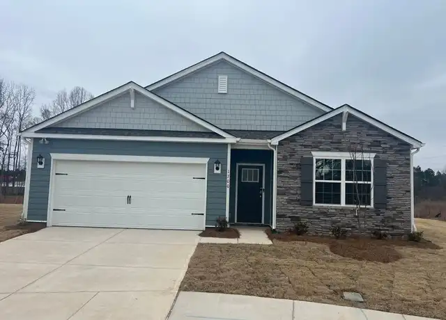 Property at 1700 Vanderlyn St, Monroe, NC, 28112, 4 beds, 2 baths, [object Object]