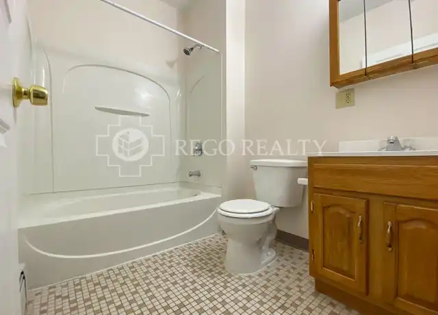 Property at 162 Ward St Unit 303, Hartford, CT, 06106, 1 bed, 1 bath, [object Object]
