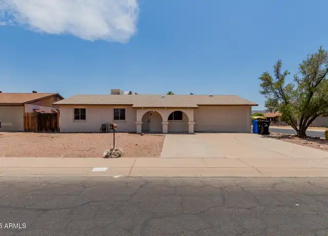 Property at 4231 E Grove St, Phoenix, AZ, 85040, 3 beds, 2 baths, [object Object]