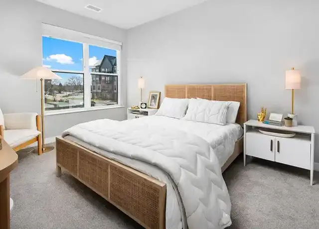 Property at 365 S Moorland Rd Unit 321, Brookfield, WI, 53005, 1 bed, 1 bath, [object Object]