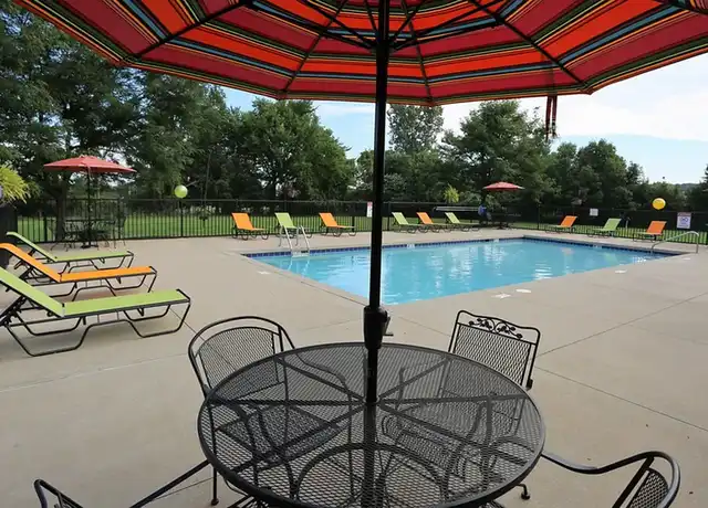 Property at Royalton Greens - 18572 Royalton Rd, Strongsville, OH, 44136, 1-2 bed, 1 bath, [object Object]