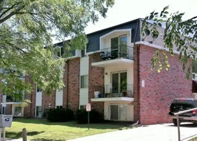 Property at 1905 G St Unit 13, Lincoln, NE, 68510, 2 beds, 2 baths, [object Object]