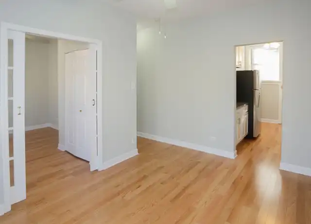 Property at 1932 W Winona St Unit 3, Chicago, IL, 60640, 2 beds, 1 bath, [object Object]