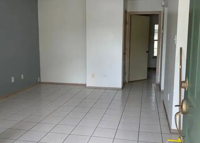 Property at 4210 N Main St Unit 27, McAllen, TX, 78504, 1 bed, 1 bath, [object Object]