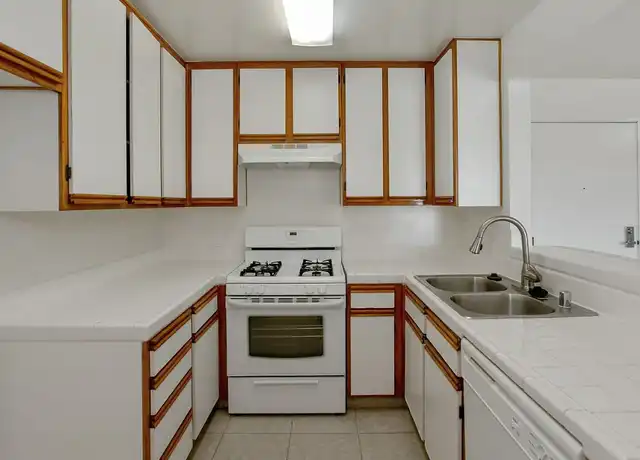 Property at 5541 Fulcher Ave Unit 304A, North Hollywood, CA, 91601, 2 beds, 2 baths, [object Object]