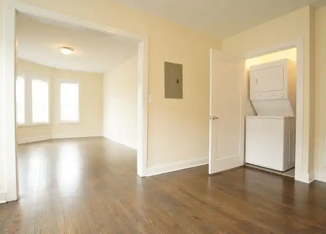 Property at 3535 W North Ave Unit 2, Chicago, IL, 60647, 2 beds, 1 bath, [object Object]