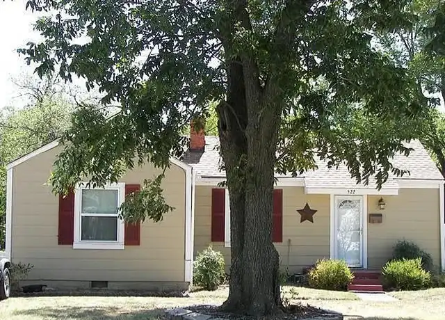 Property at 522 Iowa St, Norman, OK, 73069, 2 beds, 1 bath, [object Object]