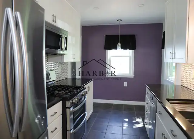 Property at 406 18th Ave SW, Rochester, MN, 55902, 2 beds, 1 bath, [object Object]