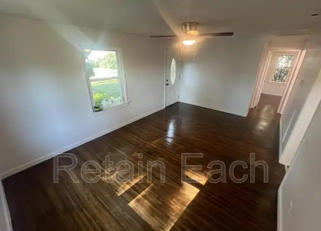 Property at 250 Mercer Ave, Rochester, NY, 14606, 2 beds, 1 bath, [object Object]