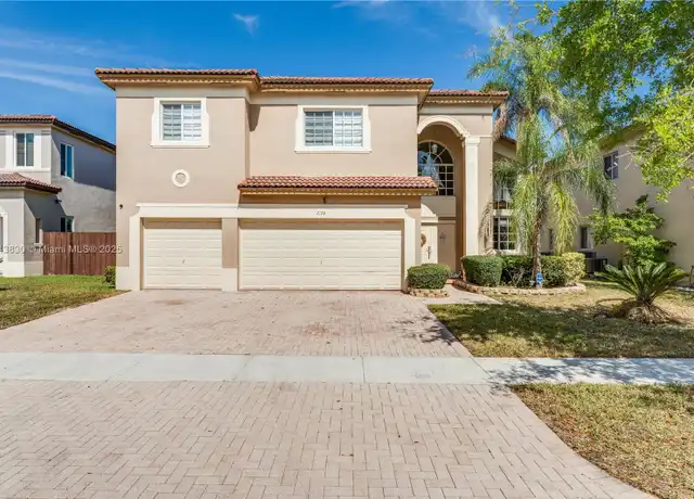 Property at 2126 NE 38th Rd Unit 2126, Homestead, FL, 33033, 6 beds, 3 baths, [object Object]