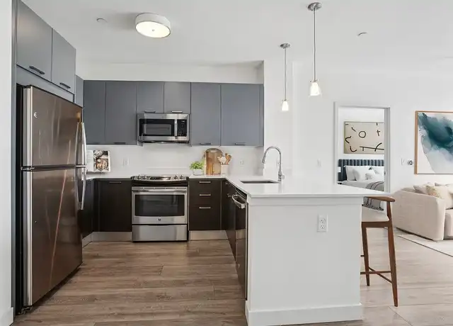 Property at West of Chestnut - 21 Chestnut St, Quincy, MA, 02169, 1-2 bed, 1-2 bath, [object Object]