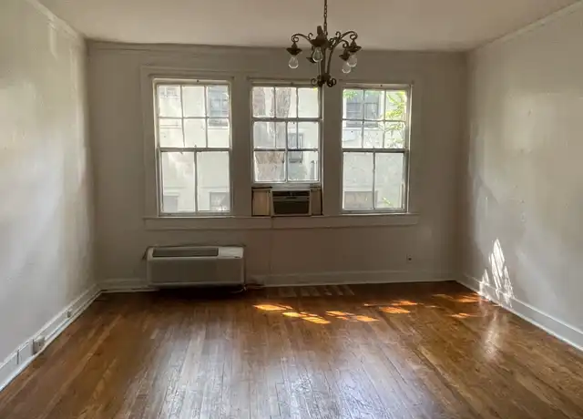 Property at 1617 Foucher St Unit 4, New Orleans, LA, 70115, 2 beds, 1 bath, [object Object]