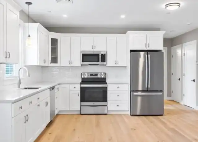 Property at 471 Main St #303, Stoneham, MA, 02180, 2 beds, 2 baths, [object Object]