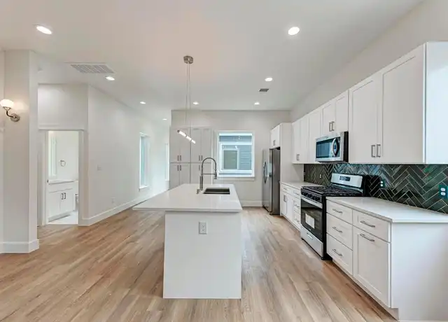Property at 401 Delmar Ave Unit 1, Austin, TX, 78752, 3 beds, 2.5 baths, [object Object]