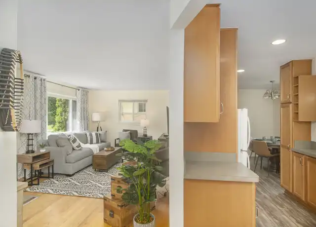 Property at 621 Susan Dr, Ann Arbor, MI, 48103, 4 beds, 2 baths, [object Object]