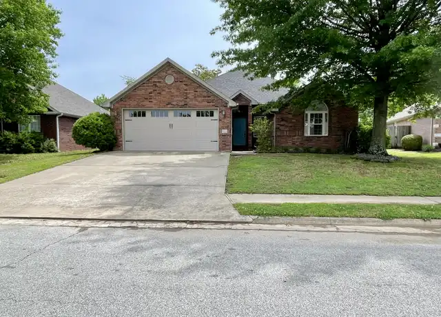 Property at 5213 S 60th Pl, Rogers, AR, 72758, 4 beds, 2 baths, [object Object]