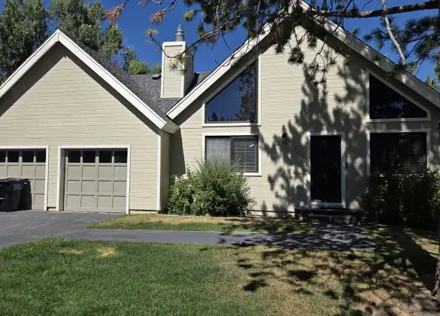Property at 757 Lassen Dr, South Lake Tahoe, CA, 96150, 3 beds, 2 baths, [object Object]