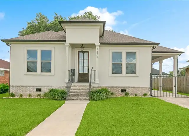 Property at 7637 Patricia St, Arabi, LA, 70032, 3 beds, 2.5 baths, [object Object]