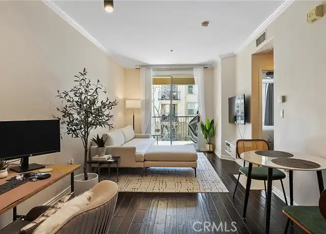 Property at 3338 Watermarke Pl, Irvine, CA, 92612, 1 bed, 1 bath, [object Object]