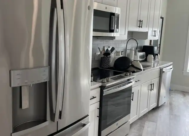 Property at 200 Old Colony Ave Unit 503, Boston, MA, 02127, 2 beds, 1 bath, [object Object]