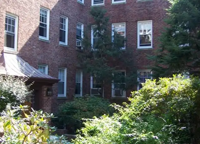 Property at 34 Harris St Unit 2, Brookline, MA, 02446, 1 bed, 1 bath, [object Object]