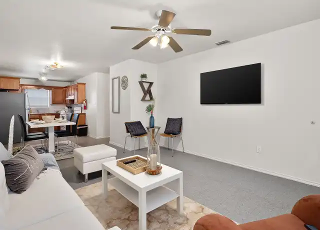 Property at 418 Gastel Cir Unit 10, Edinburg, TX, 78539, 2 beds, 1 bath, [object Object]