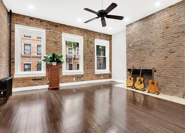 Property at 198 W 10th St Unit 3, New York, NY, 10014, 1 bed, 1 bath, [object Object]