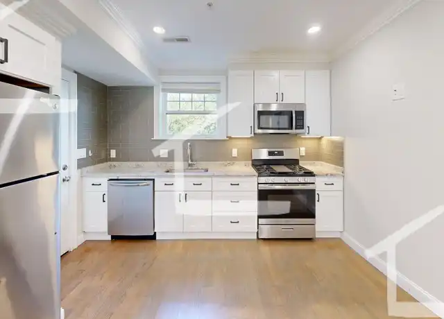 Property at 33 Merriam St, Somerville, MA, 02143, 3 beds, 1 bath, [object Object]
