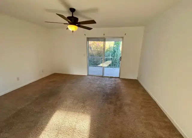 Property at 3600 Chateau Dr Unit I-220, Columbia, SC, 29204, 2 beds, 1 bath, [object Object]
