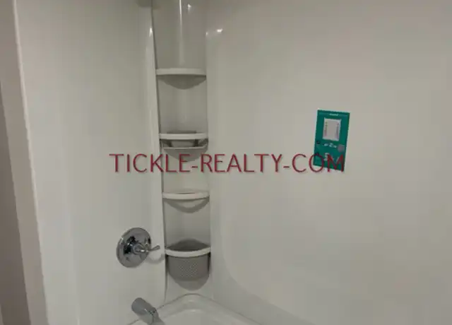 Property at 1420 Lehigh Station Rd Unit 6, Henrietta, NY, 14467, 2 beds, 1 bath, [object Object]