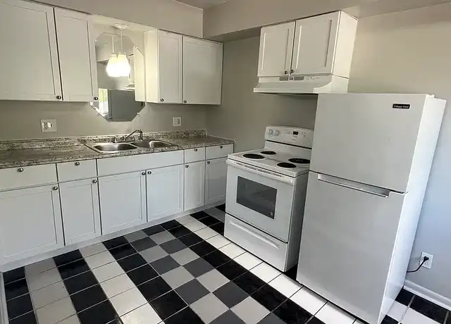 Property at 3501 Simken Dr, Lansing, MI, 48910, 2 beds, 1 bath, [object Object]