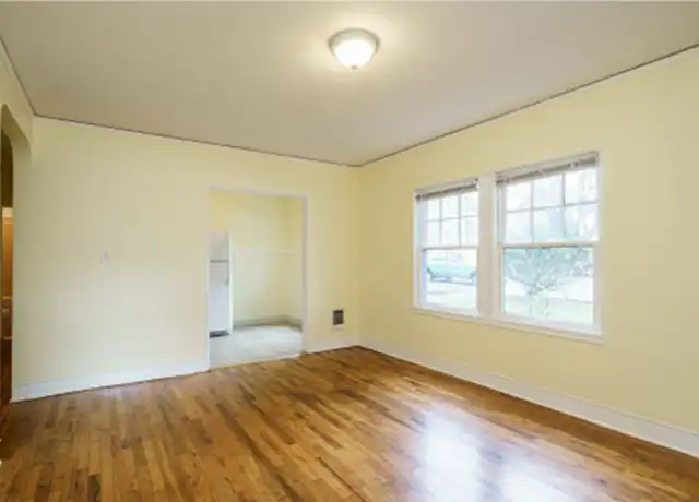 Property at 2214 Broadway St Unit 2, Vancouver, WA, 98663, 1 bed, 1 bath, [object Object]