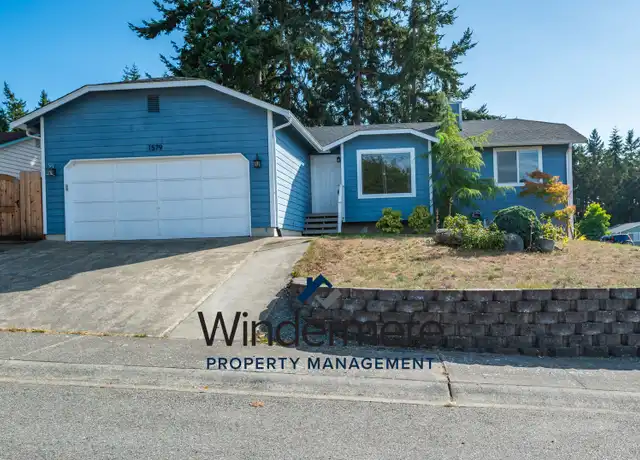 Property at 1579 NW 9th Pl, Oak Harbor, WA, 98277, 3 beds, 2 baths, [object Object]
