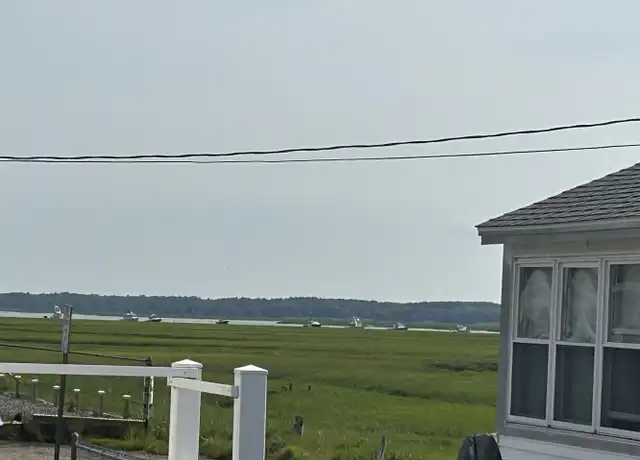 Property at 23 Diane Ln, Hampton, NH, 03842, 3 beds, 1 bath, [object Object]
