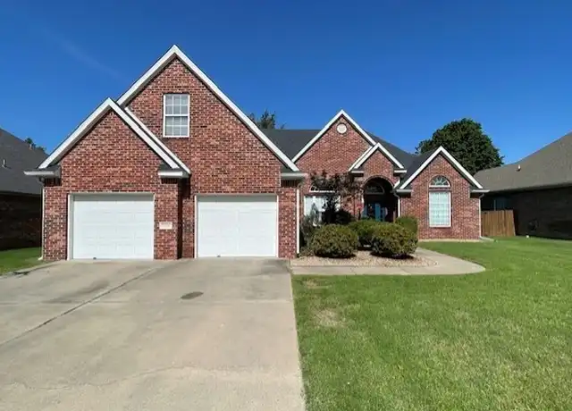 Property at 5604 S 43rd St, Rogers, AR, 72758, 3 beds, 2 baths, [object Object]