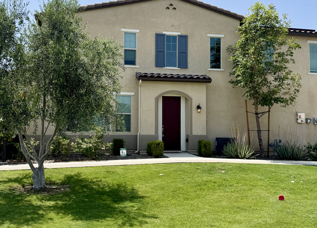 Photo of 2106 Richard Prieto Ln, Colton, CA 92324