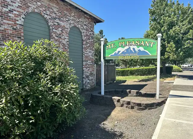 Property at Mt. Pleasant Apartments - 1208 Linn Ave, Oregon City, OR, 97045, 2 beds, 1.5 baths, [object Object]