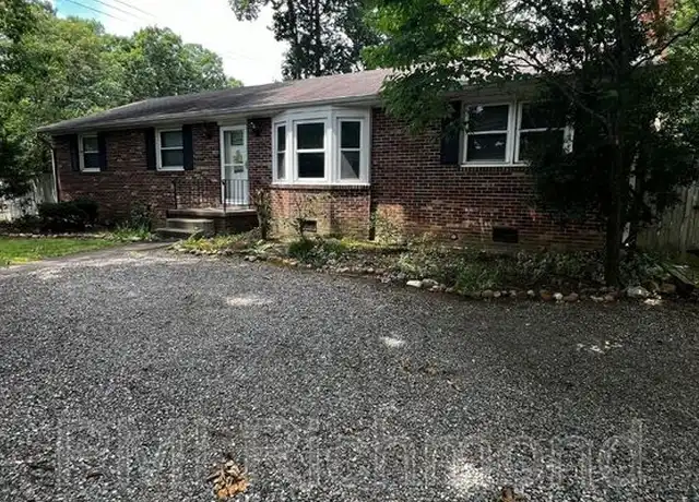 Property at 1900 Woodmont Dr, North Chesterfield, VA, 23235, 3 beds, 2 baths, [object Object]