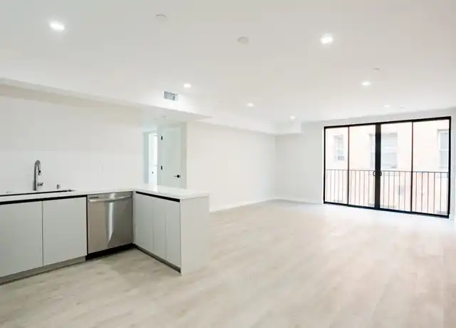 Property at 1846 N Cherokee Ave Unit 504, Los Angeles, CA, 90028, 2 beds, 2 baths, [object Object]