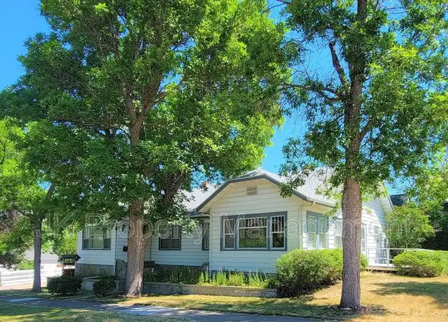 Property at 301 25th St N, Great Falls, MT, 59401, 2 beds, 1 bath, [object Object]