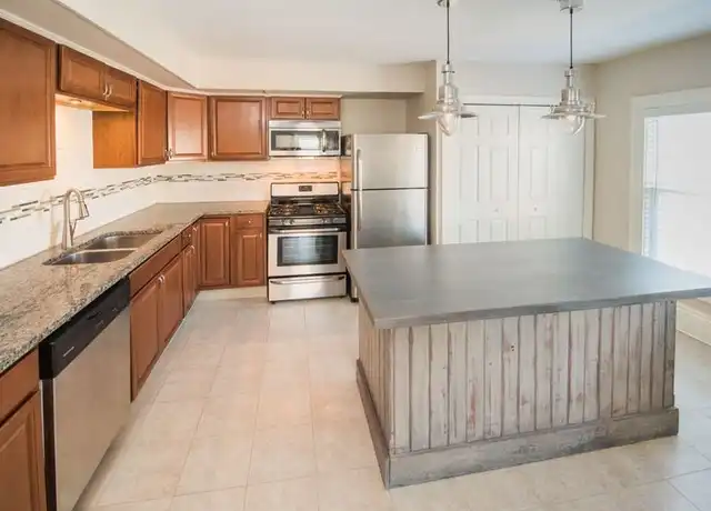 Property at 130 Van Dam St Unit 2, Saratoga Springs, NY, 12866, 2 beds, 1 bath, [object Object]