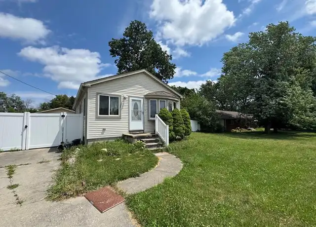 Property at 15345 Jackson St, Taylor, MI, 48180, 2 beds, 1 bath, [object Object]