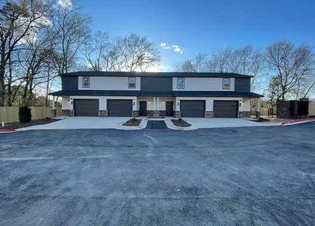 Property at 1927 Lindbergh St, Tyler, TX, 75703, 2 beds, 2 baths, [object Object]