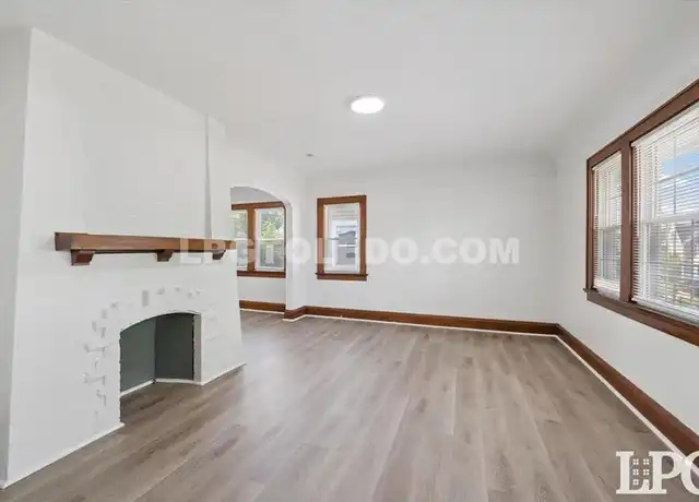 Property at 4119 Kingsbury Ave, Toledo, OH, 43612, 2 beds, 1 bath, [object Object]